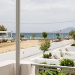 Ξενοδοχείο με διαμερίσματα Erato Naxos