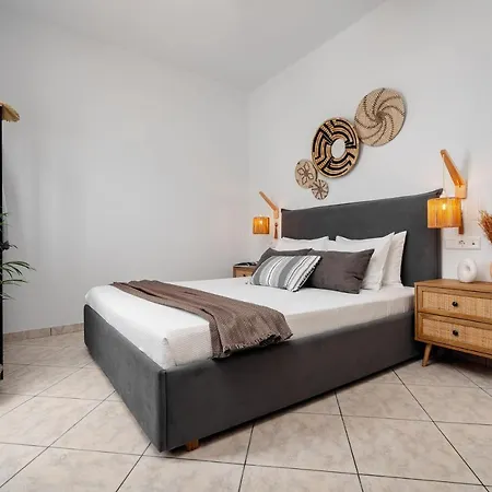 Erato Naxos Hotel apartamentowy Agios Prokopios (Naxos)