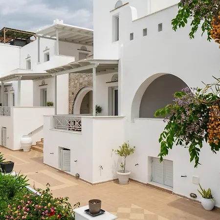 Erato Naxos Hotel apartamentowy 4*