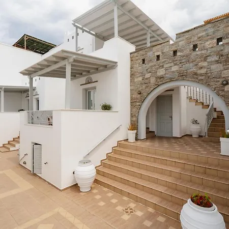 Erato Naxos Apart Otel