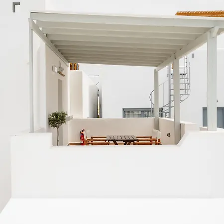 Erato Naxos Ξενοδοχείο με διαμερίσματα 4*