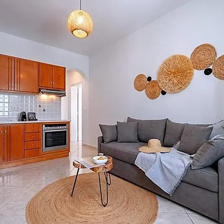 Aparthotel Erato Naxos