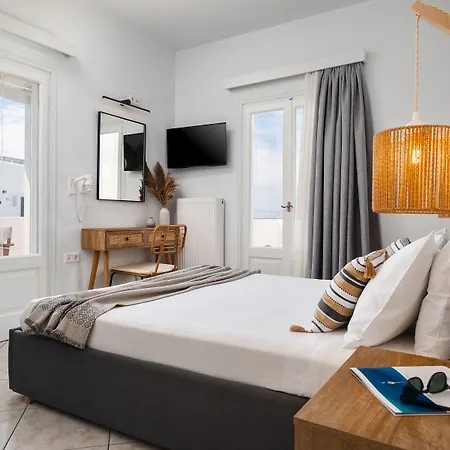Erato Naxos Aparthotel